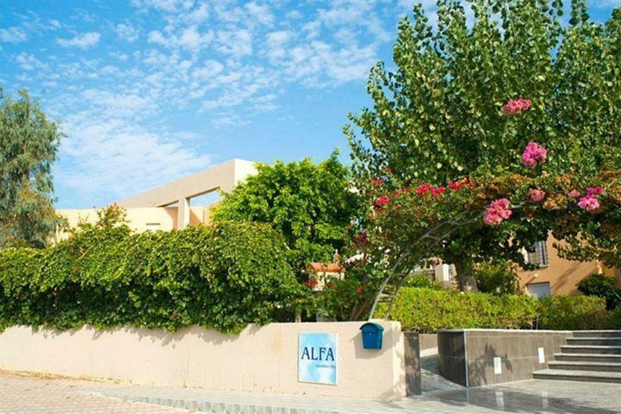 Alfa Hotel Apartments Gerani  Екстер'єр фото